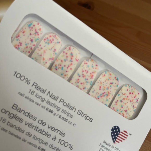 💅 3/$25- ColorStreet - Botanical Burst - Picture 1 of 4